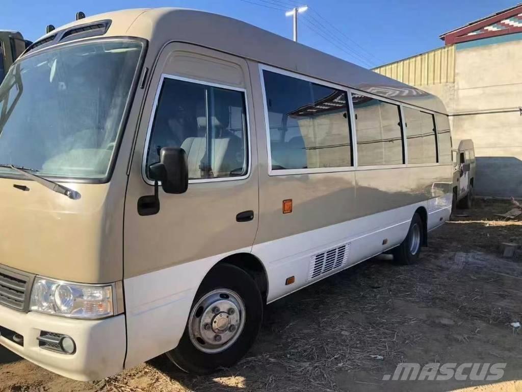 Toyota Coaster Bus حافلة صغيرة