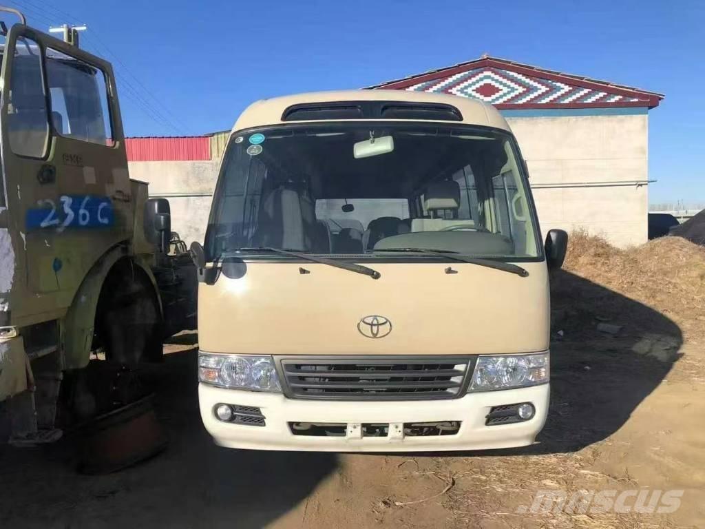 Toyota Coaster Bus حافلة صغيرة