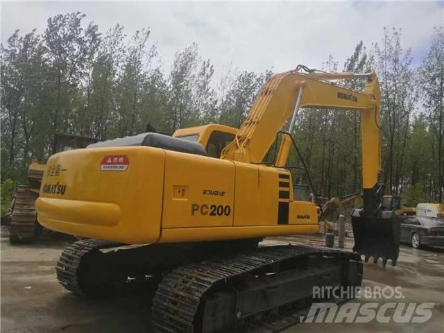 Komatsu PC 200-6 حفارات زحافة