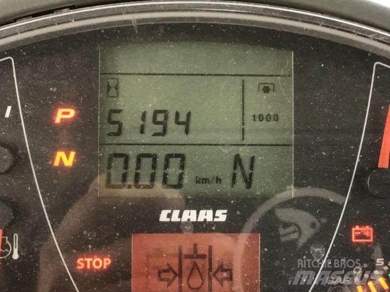 CLAAS AXION 950 الجرارات
