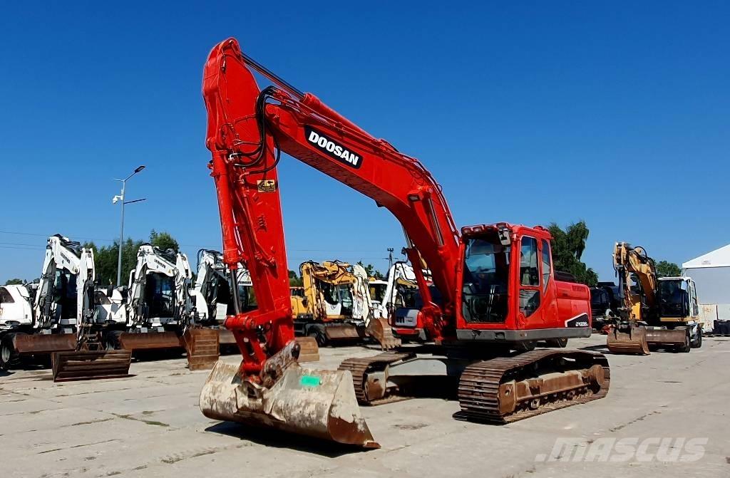 Doosan DX 235 LC حفارات زحافة