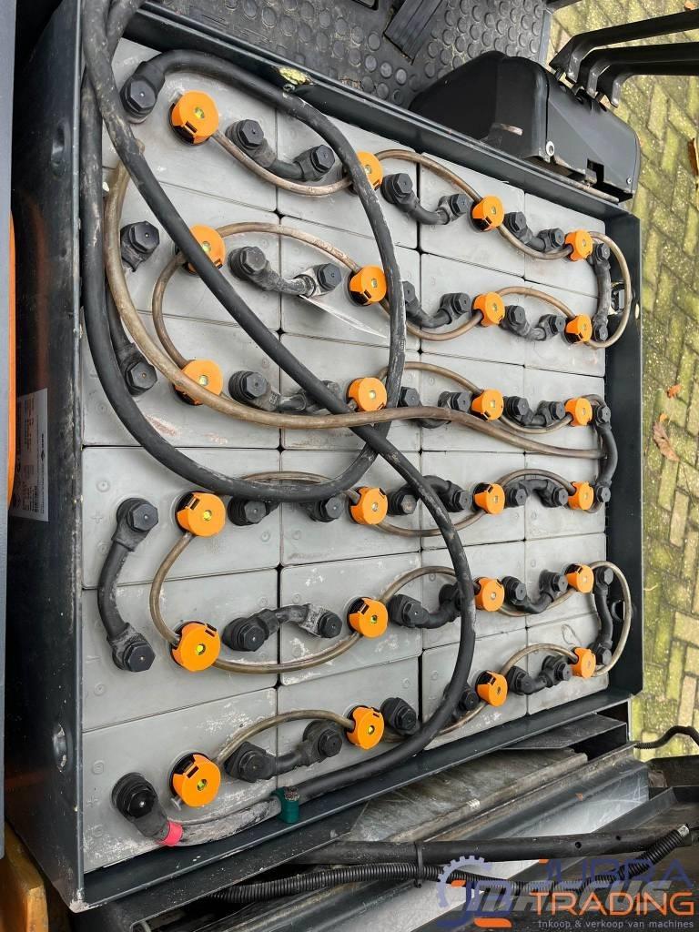 Linde E16PH-02 شاحنات ذات رافعات شوكية تعمل بالكهرباء