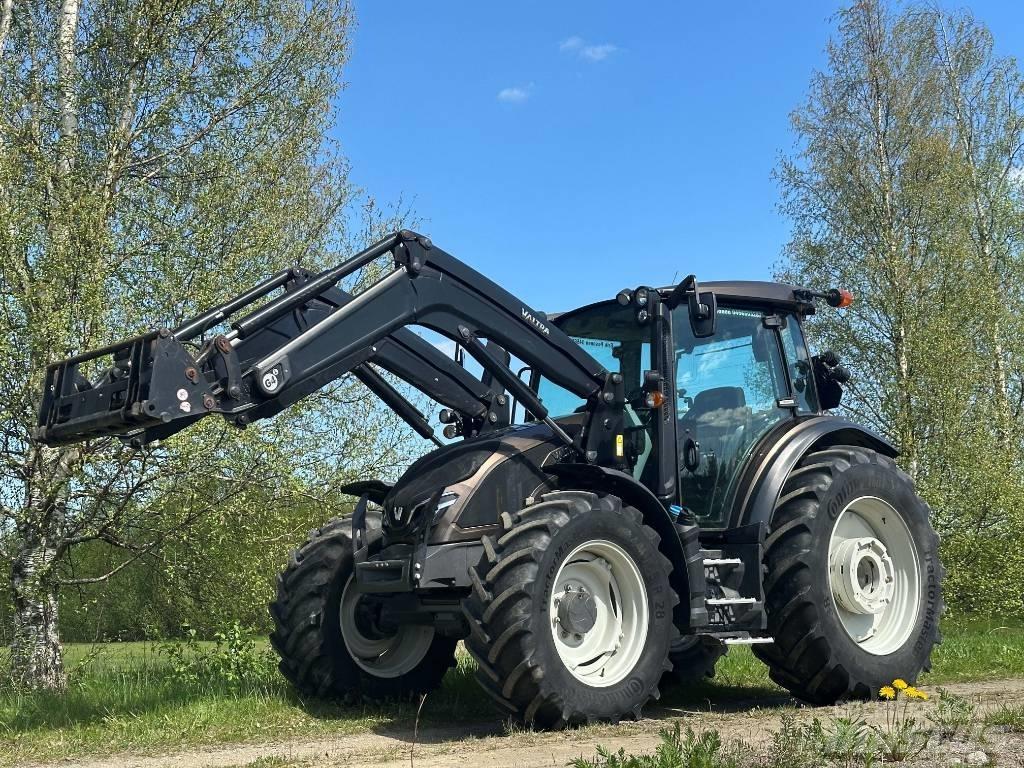 Valtra G 135 Active الجرارات