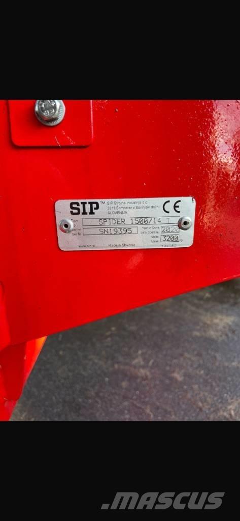 SIP Spider 1500/14T مكابس وميبسات التبن