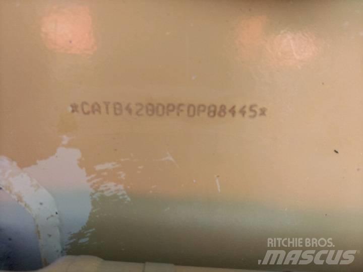 CAT 420 D لوادر ذات جرافات عكسية