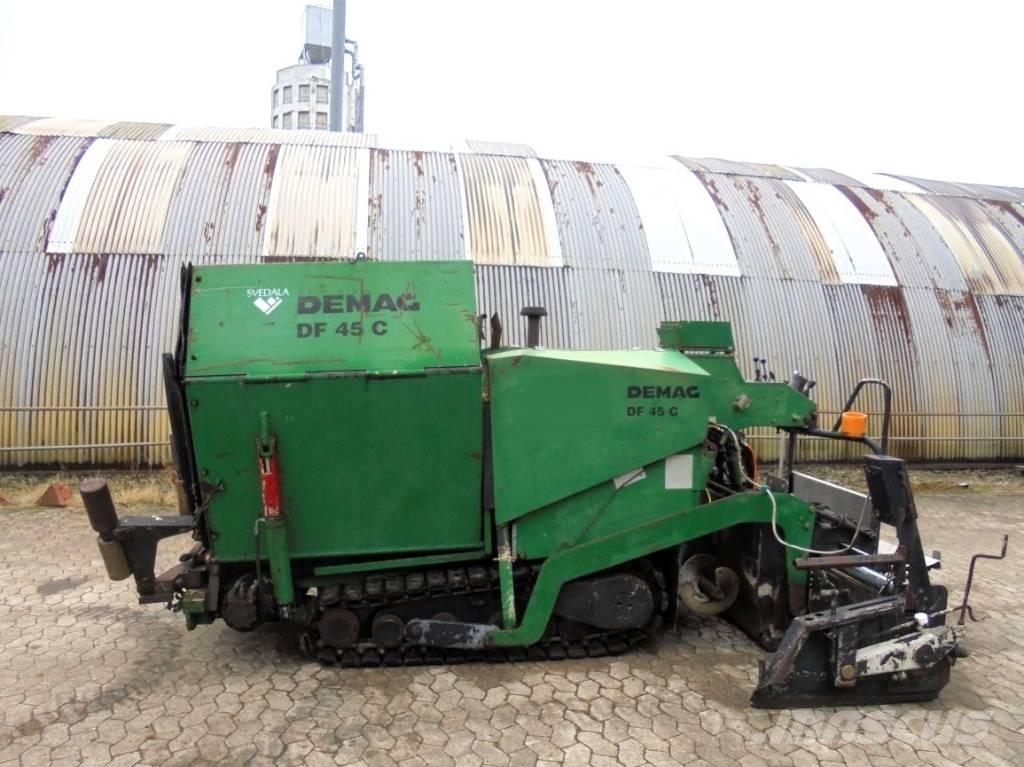 Demag DF 45 C معدات السفلتة