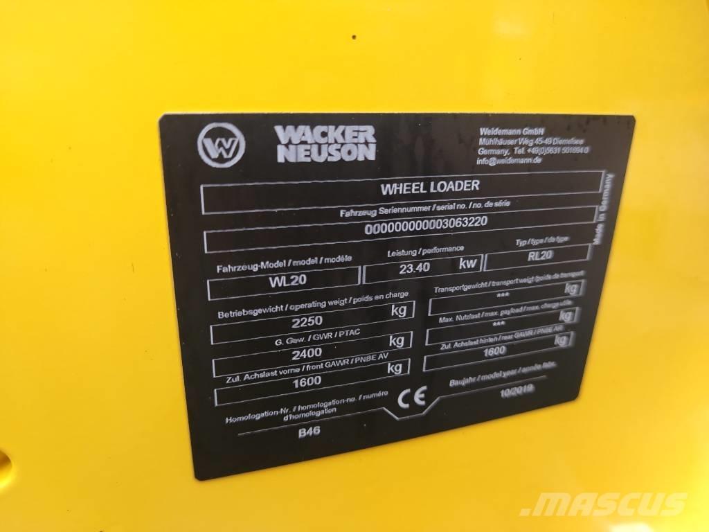Wacker Neuson WL20 لوادر صغيرة