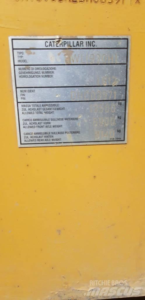 CAT 930 H لوادر بعجل