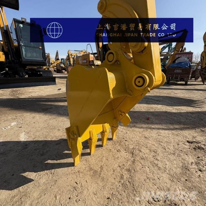 Komatsu PC 35 MR حفارات صغيرة أقل من 7 طن (حفارات صغيرة)