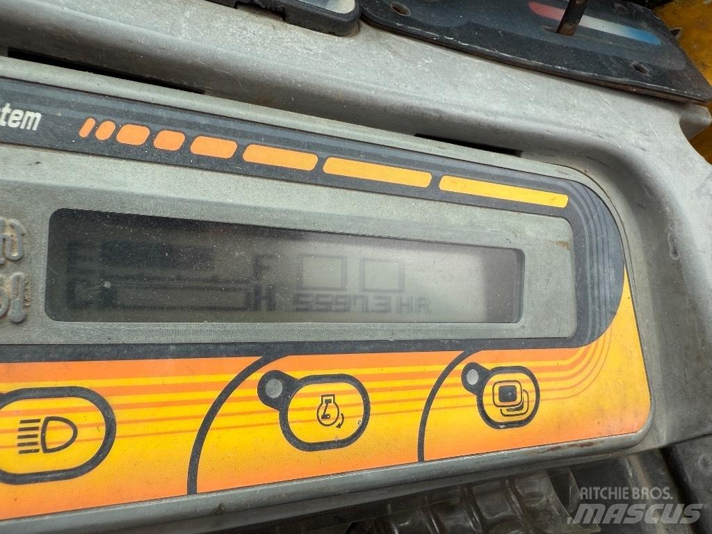 Kubota KX 155 حفارات صغيرة أقل من 7 طن (حفارات صغيرة)
