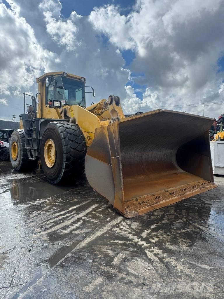 Komatsu WA 320-8 لوادر بعجل