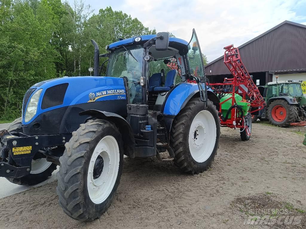 New Holland T 7.200 الجرارات