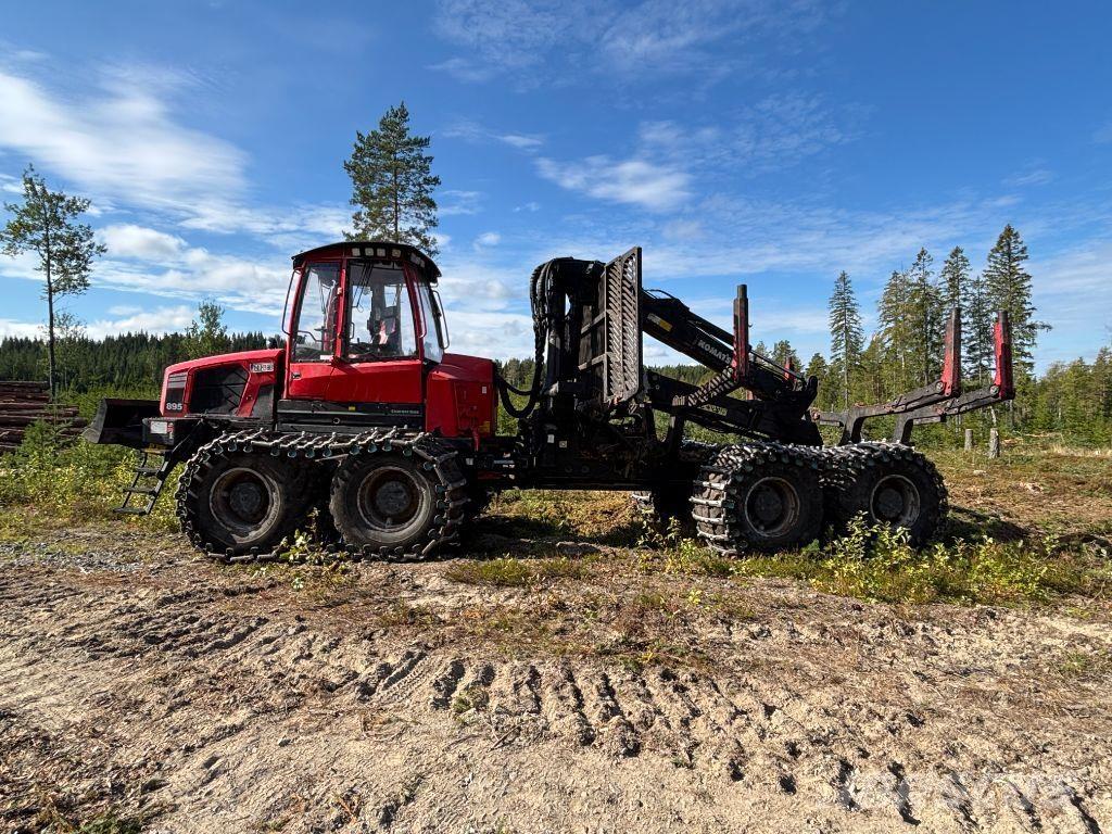 Komatsu 895 شاحنات