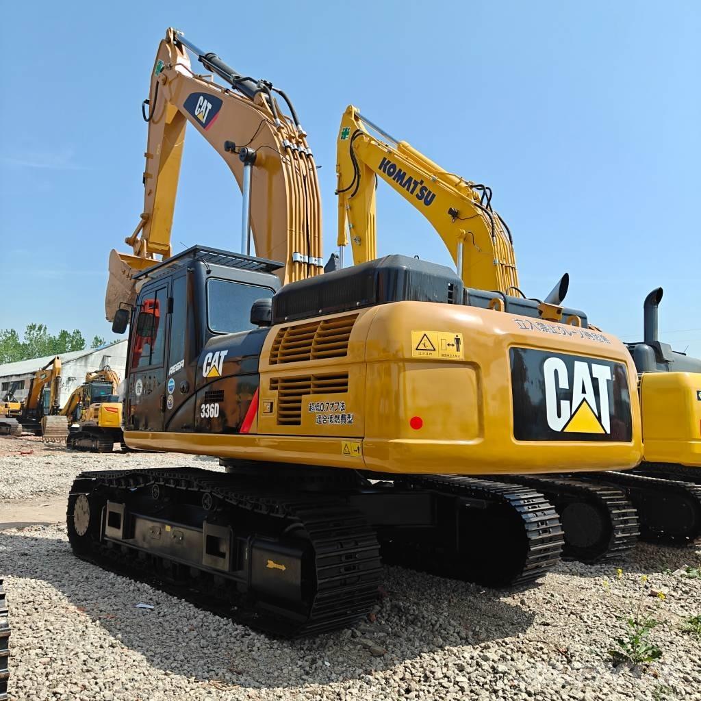 CAT 336D حفارات زحافة