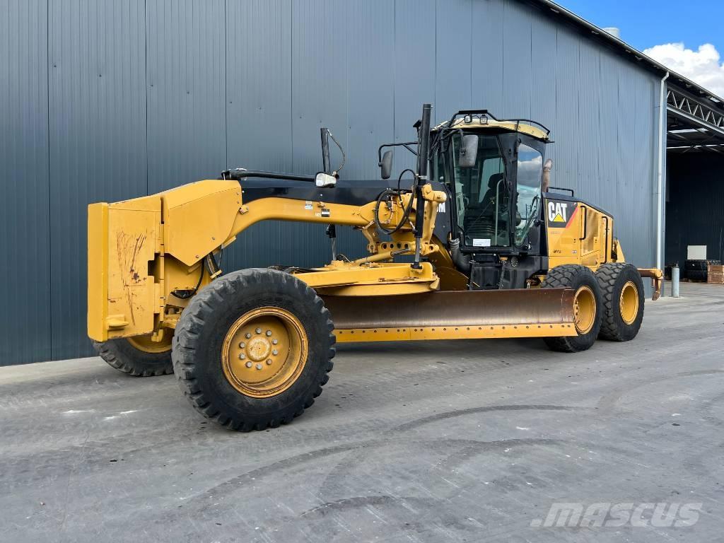 CAT 140M معدات تمهيد الطرق