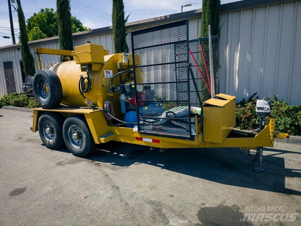  Seal Rite SR 700 ملحقات ماكينات الأسفلت