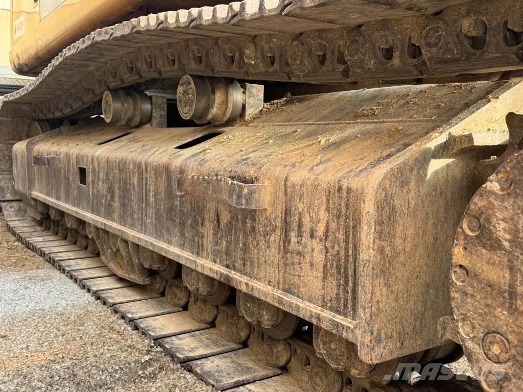 CAT 336 D حفارات زحافة