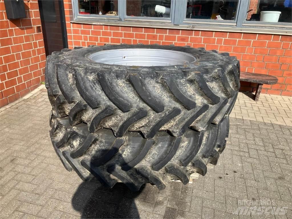 Petlas 520/85R42 ماكينات زراعية أخرى