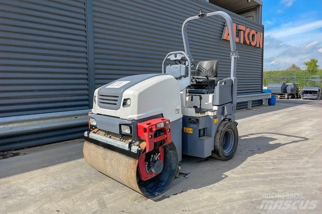 Dynapac CC1200C مداحل مزدوجة
