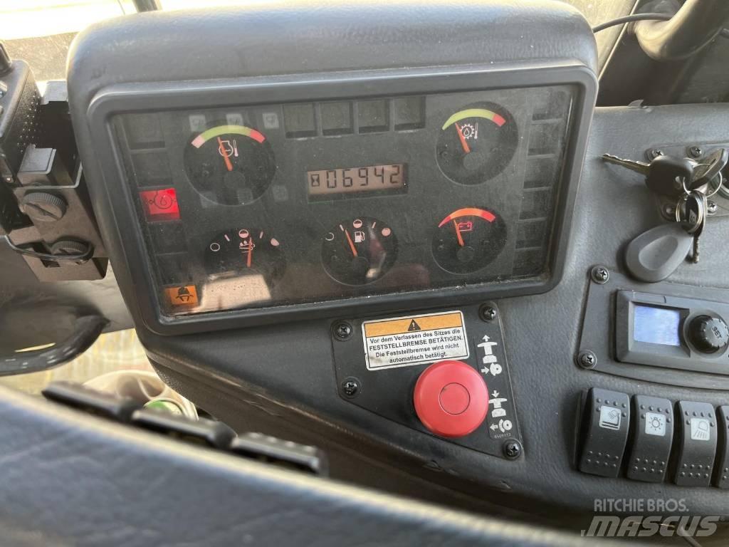 Hyster H25XM-12 مناولات حاويات