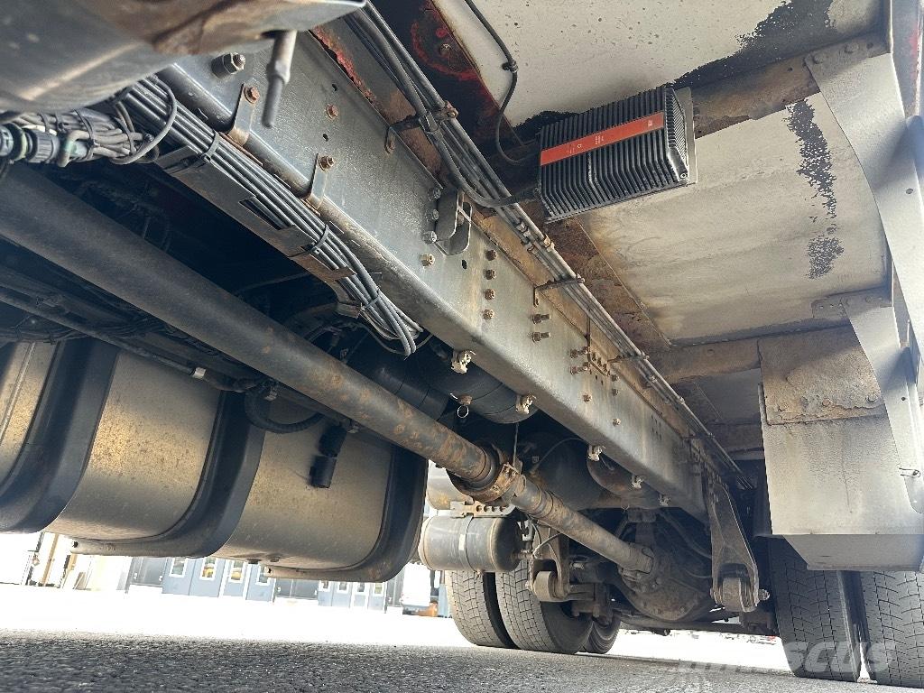 Scania R 450 شاحنات ذات هيكل صندوقي