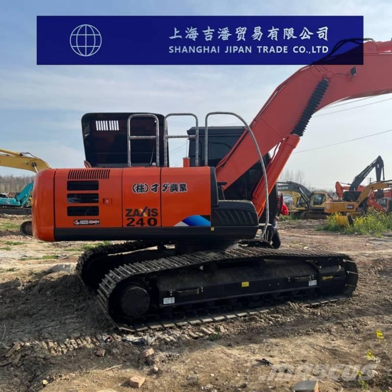 Hitachi ZX 240 حفارات زحافة