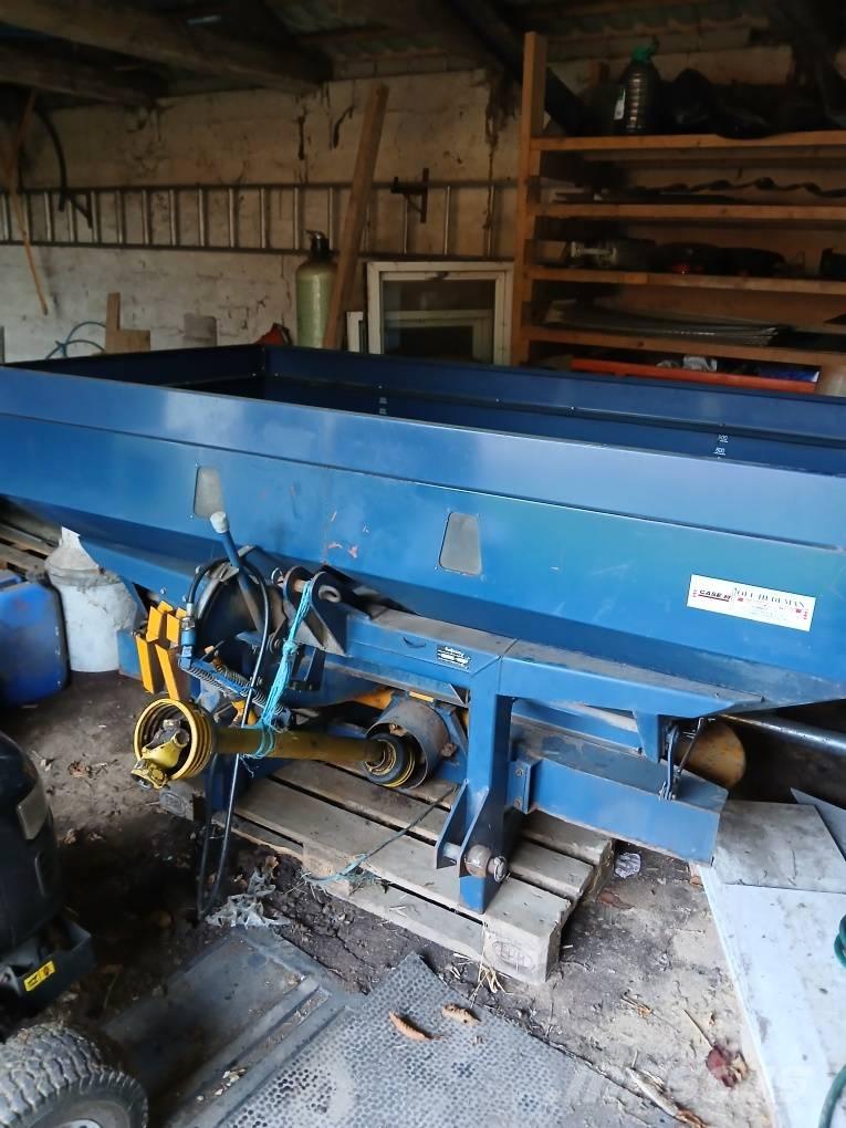 Bogballe D1000 معدات توزيع السماد العضوي