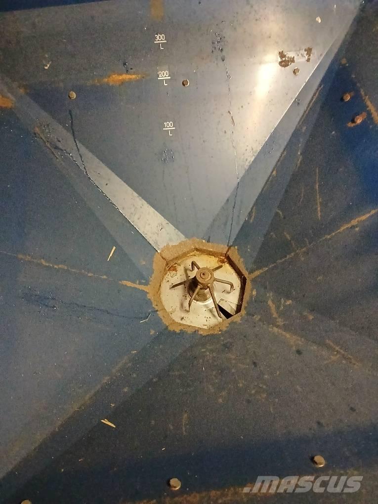 Bogballe D1000 معدات توزيع السماد العضوي