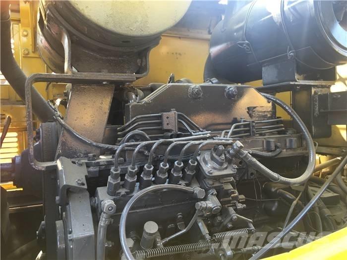 Komatsu WA 320-3 لوادر بعجل