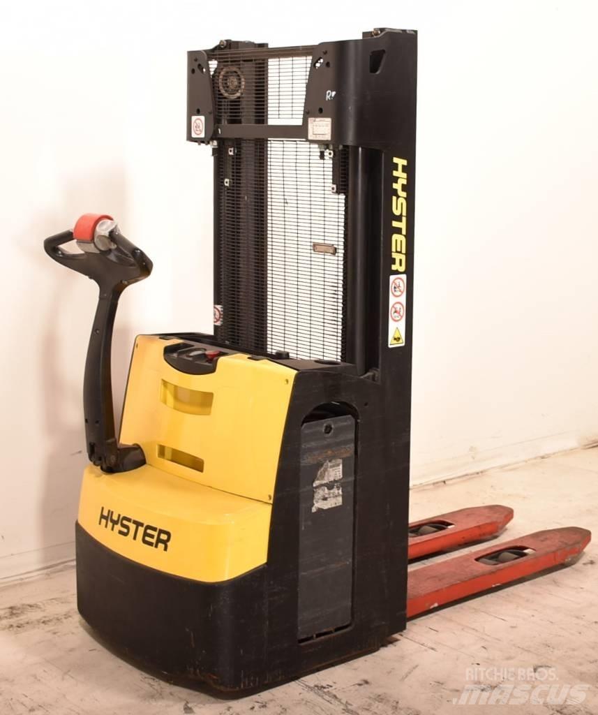 Hyster S1.4 معدات التكديس الجوالة