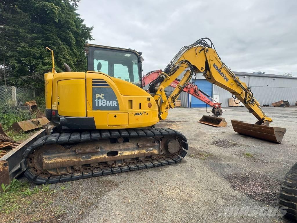 Komatsu PC 118 MR-8 حفارات زحافة