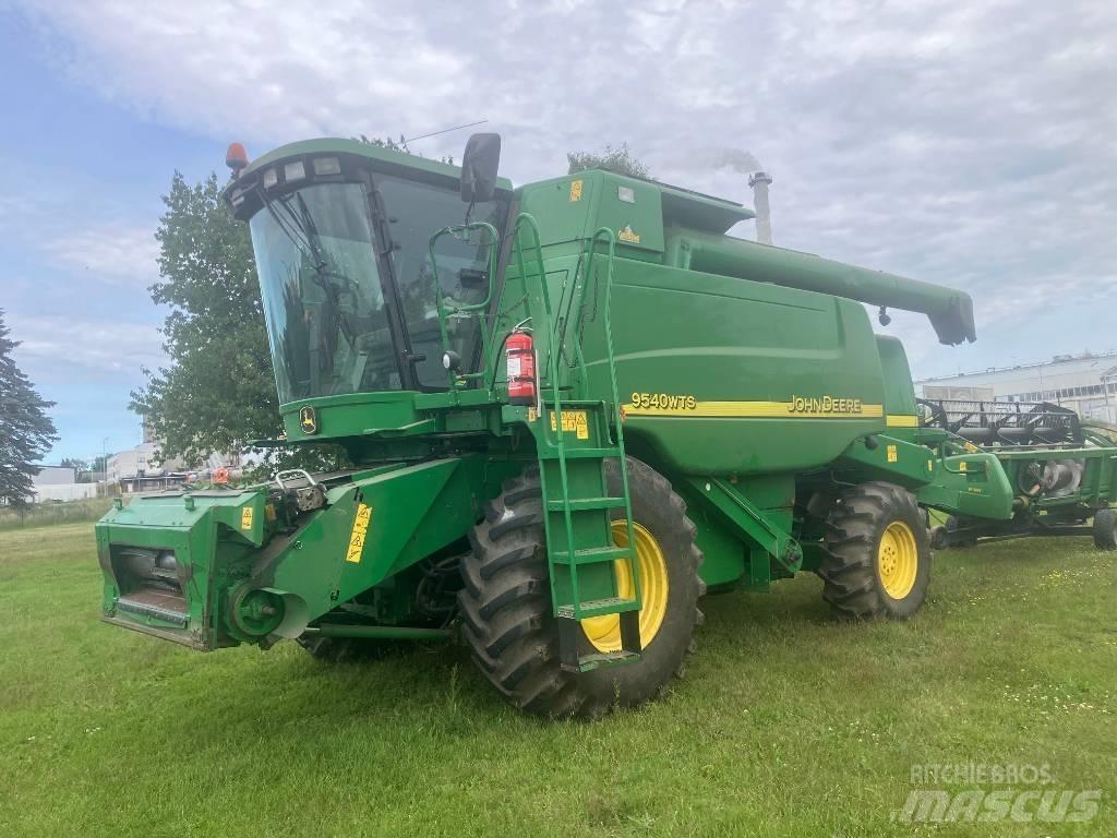 John Deere 9540 WTS حصادات
