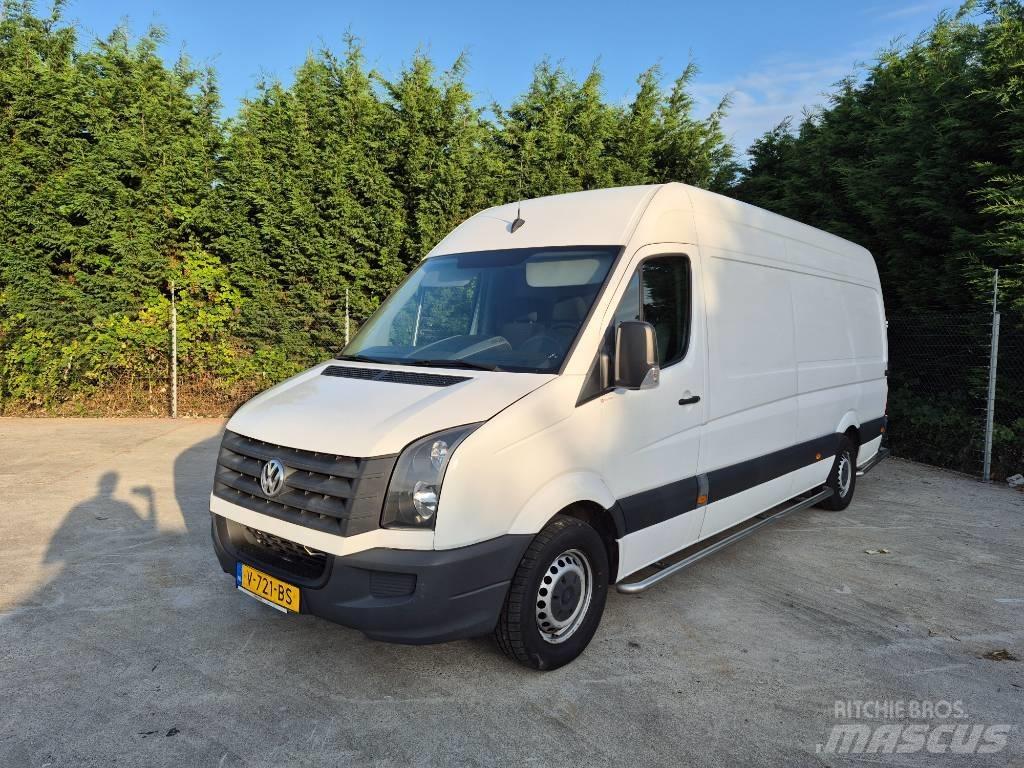 Volkswagen Crafter شاحنة مقفلة