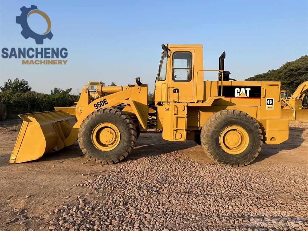 CAT 950 E لوادر بعجل