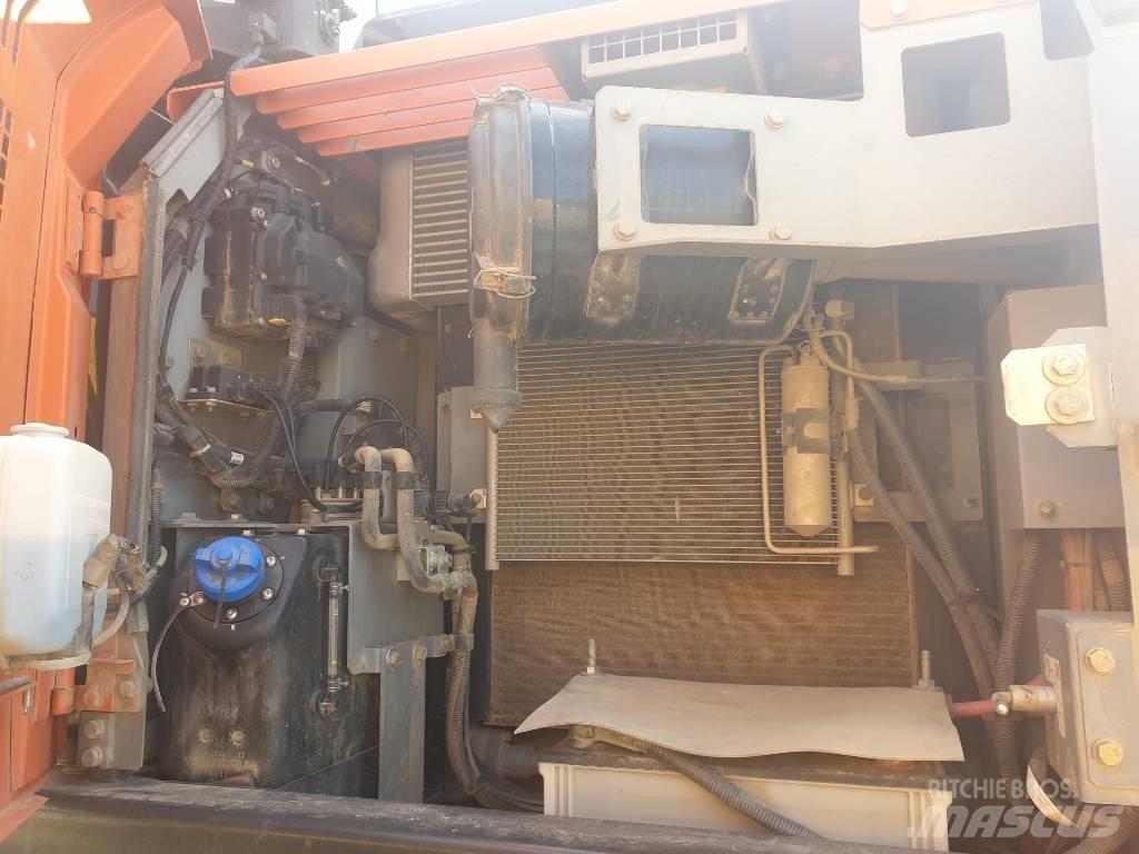 Hitachi ZX140W-6 حفارات بعجل