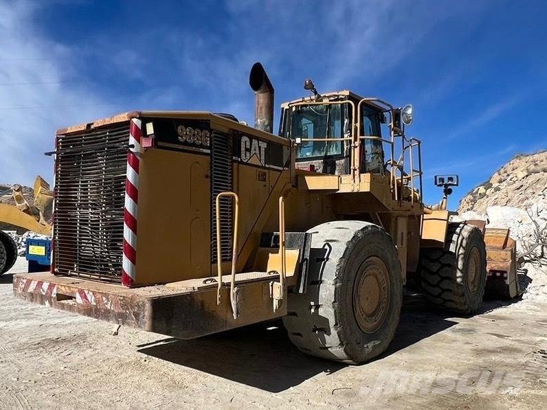 CAT 988 G لوادر بعجل
