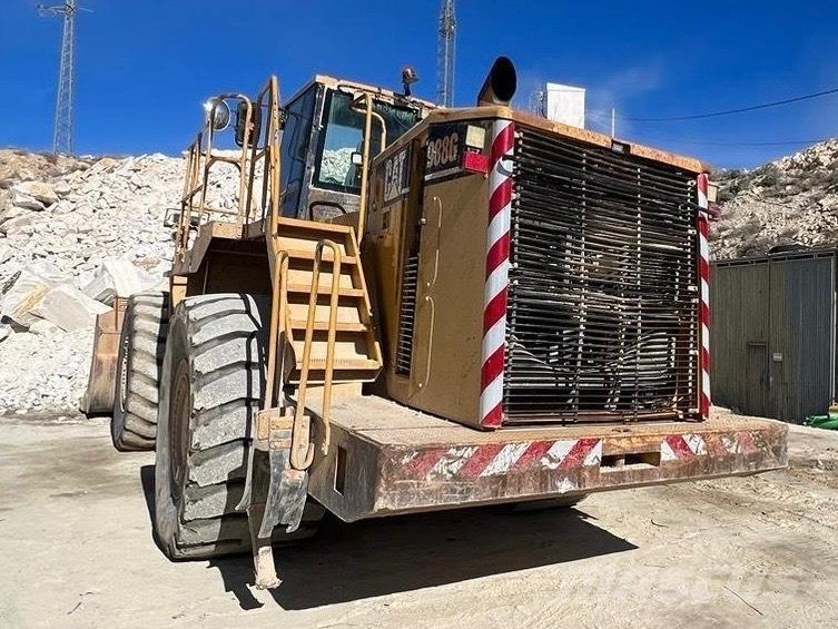 CAT 988 G لوادر بعجل