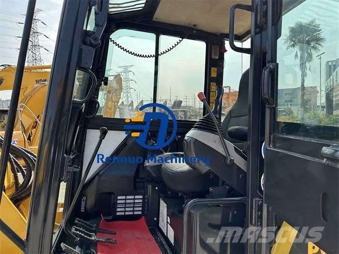 Komatsu PC 56 حفارات صغيرة أقل من 7 طن (حفارات صغيرة)
