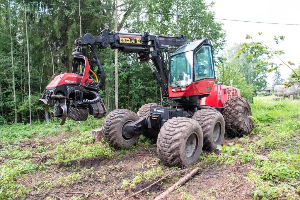 Valmet 921 حصادات