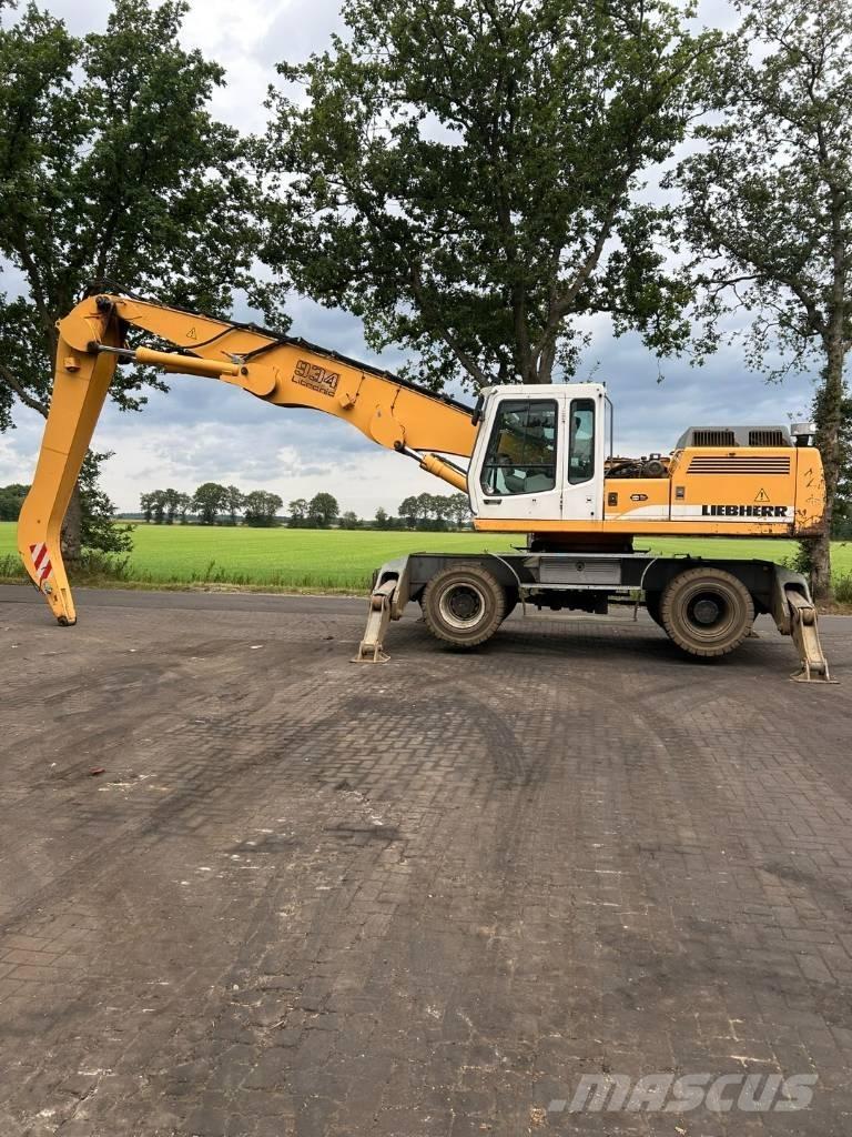 Liebherr 934 B مناولات المخلفات / مناولات صناعية
