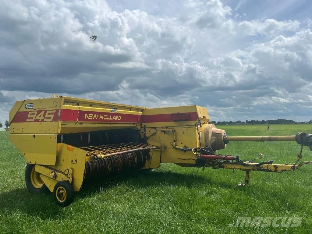New Holland 945 محزمات مربعة