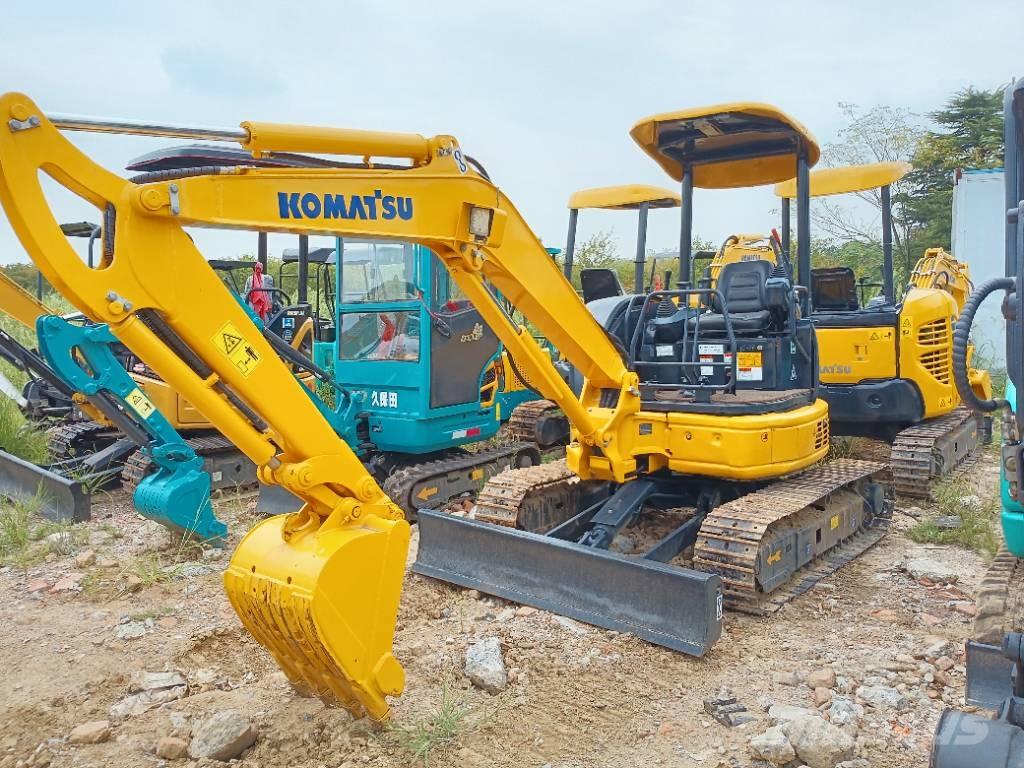 Komatsu PC 35 حفارات زحافة