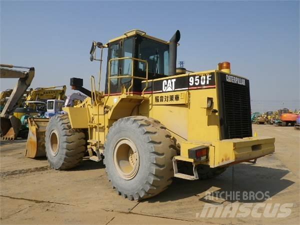 CAT 950F لوادر بعجل