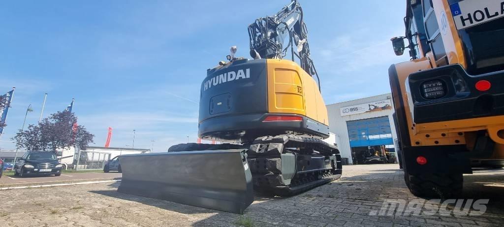 Hyundai HX 130 ALCR حفارات زحافة