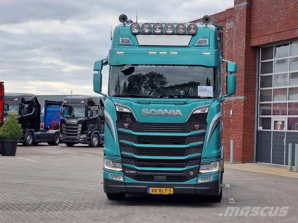 Scania S580 A4x2NB وحدات الجر
