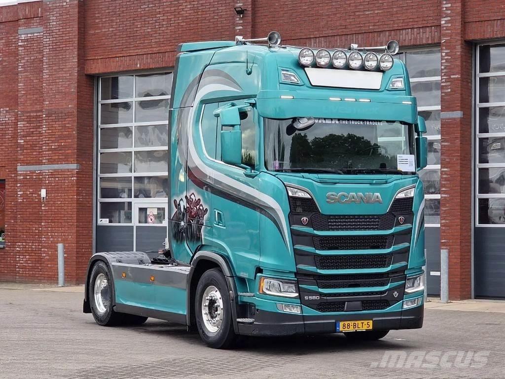 Scania S580 A4x2NB وحدات الجر