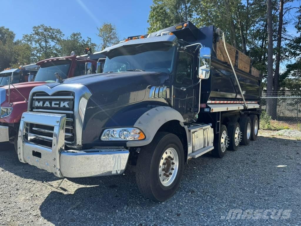 Mack GU813 شاحنات قلابة