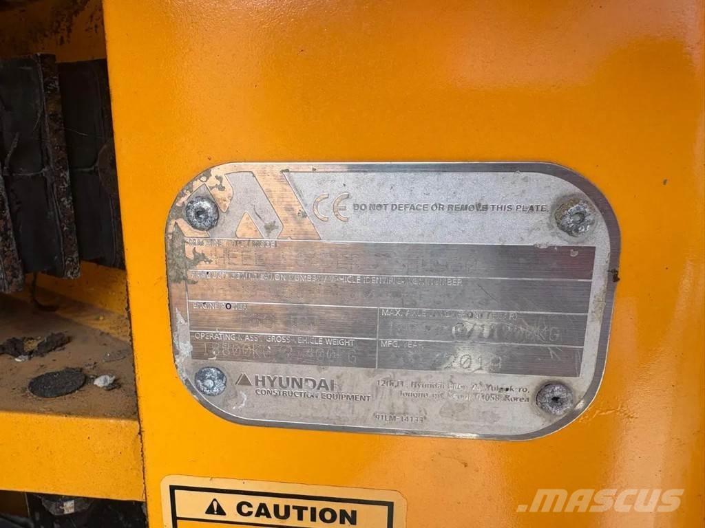 Hyundai HL960 لوادر بعجل