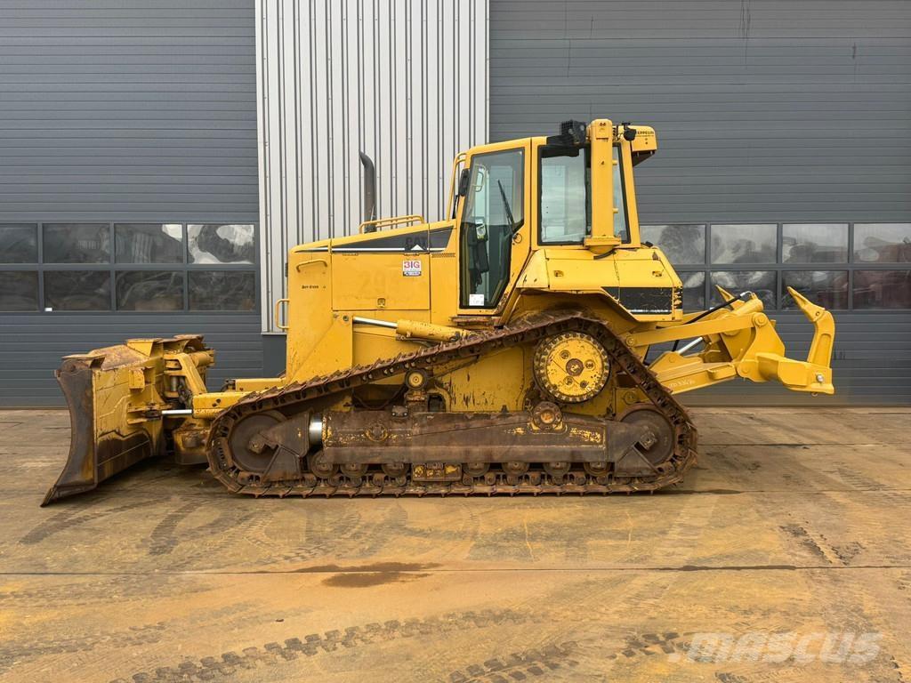 CAT D6N XL بلدوزرات مجنزرة
