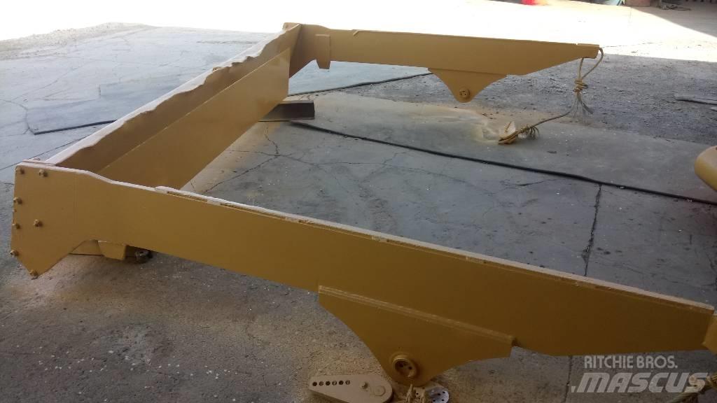 Volvo A 40 D الشاسيه والتعليق